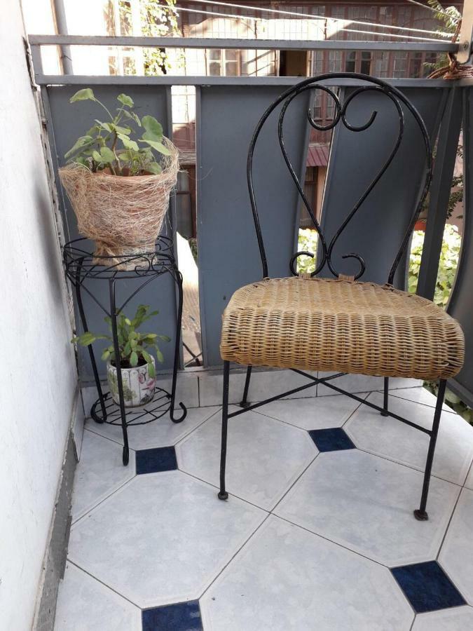 Apartment In Purtseladze Street Tbilisi Exterior foto